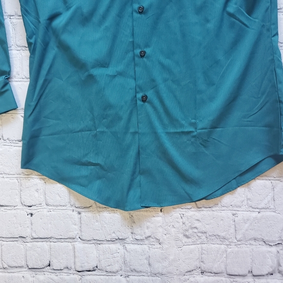 Van Heusen Fitted Button Down Teal Shirt Sz Med - Picture 6 of 7